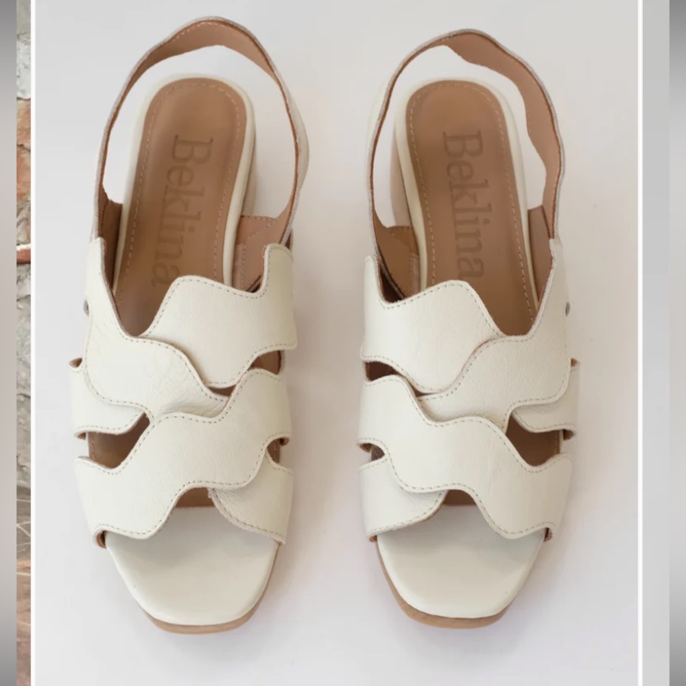 BEKLINA WIGGLE CLOGS size 10.5 NEW